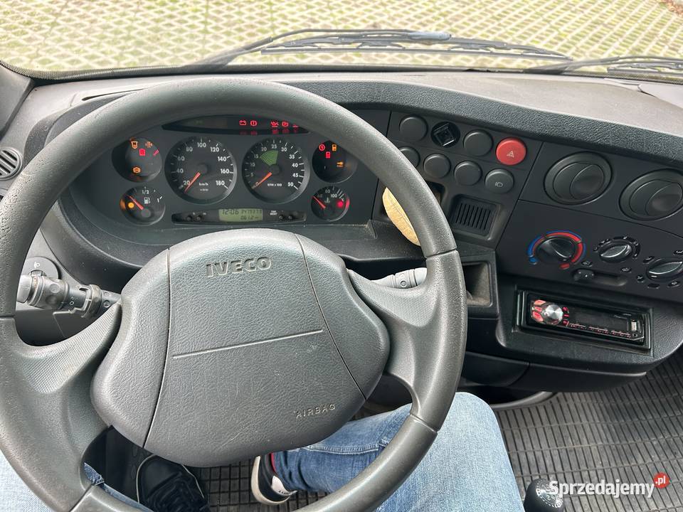 Iveco Daily 35S12 plandeka ZAMIANA na osobowe Iveco Poznań sprzedam