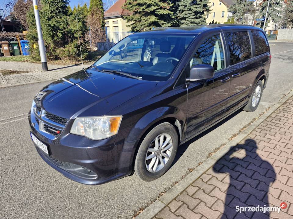 Dodge grand caravan 36 v6 2014r el drzwi klapa automatyczna dolnośląskie Wrocław sprzedam