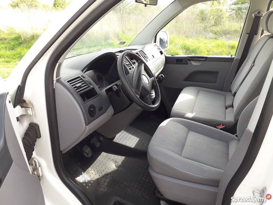 VW T5 2006 r 19 TDI 105 manualna Transporter Pelplin