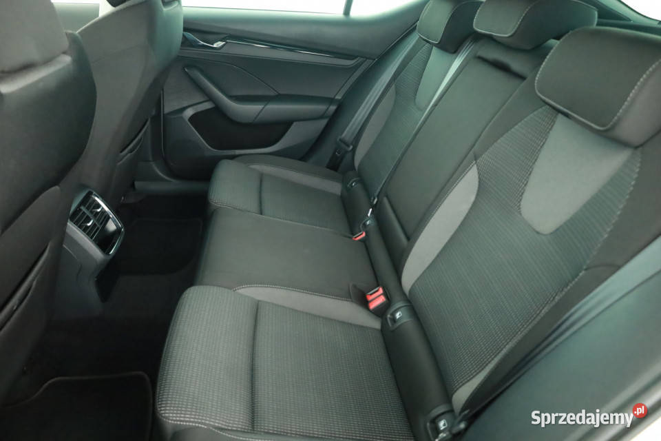 Skoda Octavia 15 TSI Piaseczno