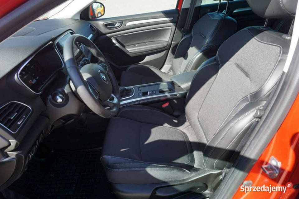 Renault Megane IV 13TCe 140 Techno salon podgrzewane fotele