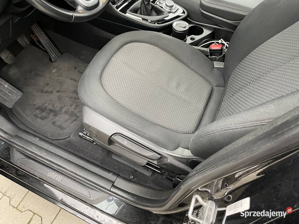 BMW 218i Active Tourer Wolsztyn