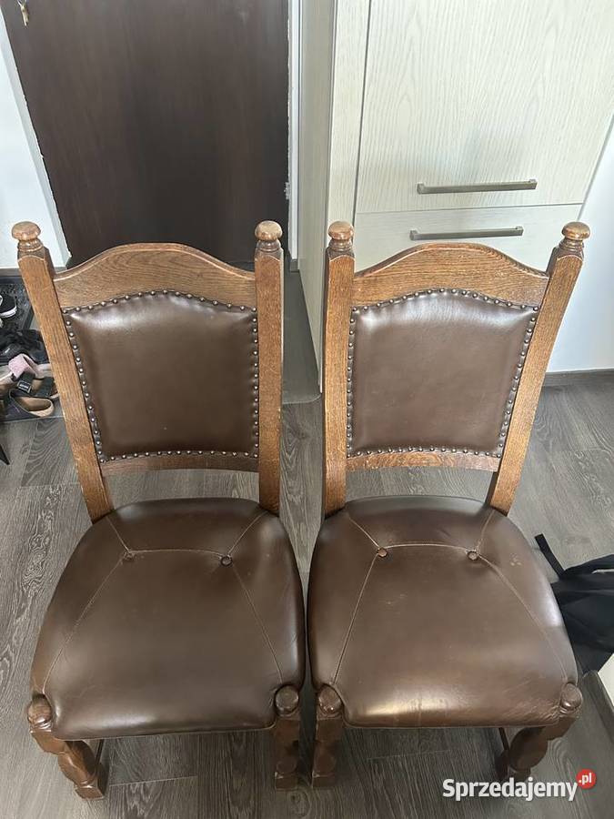 Dębowy ciężki stół 130x100 z 4 krzesłami Kraków