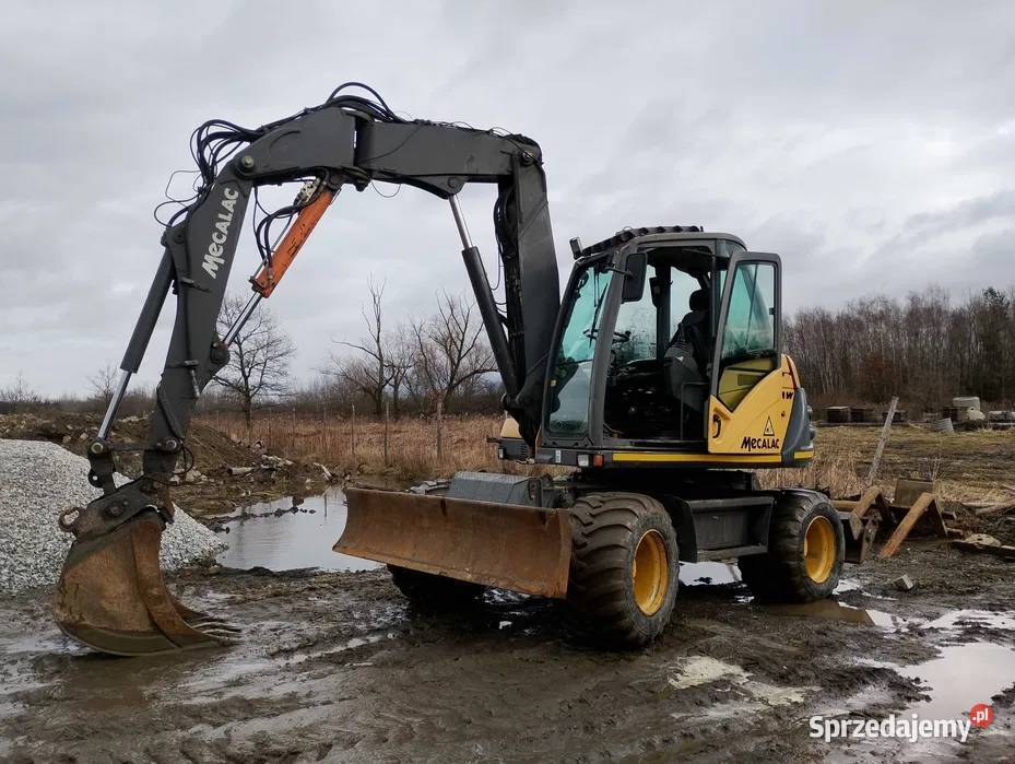 Usługi Koparką kołową Mecalac 714MW Roboty Wrocław