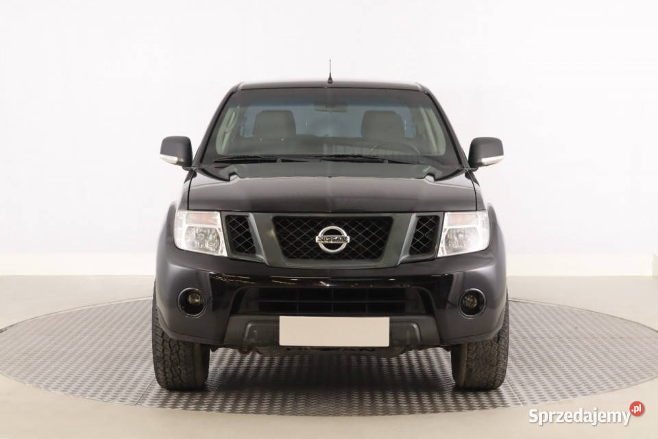 Nissan Navara 25 DCi nieuszkodzony