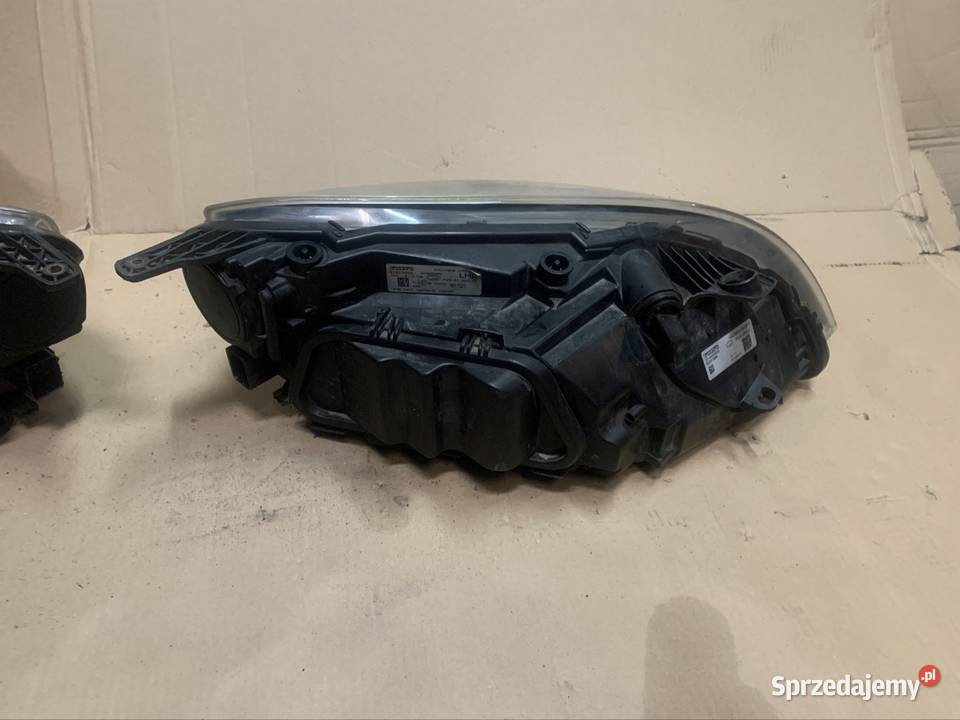 Reflektor lampa przód lewa prawa Volvo v40 II 2 Lampy przednie zachodniopomorskie Szczecin