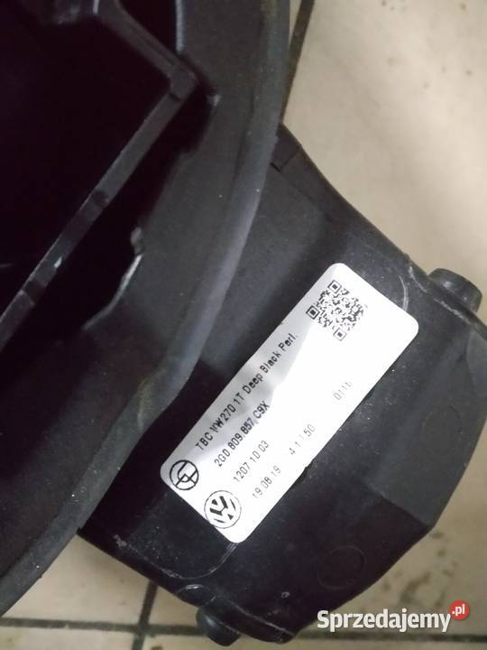 Pokrywa wlew paliwa 2G0809857 Volkswagen Polo VI Klapki wlewu paliwa Motoryzacja małopolskie Wadowice