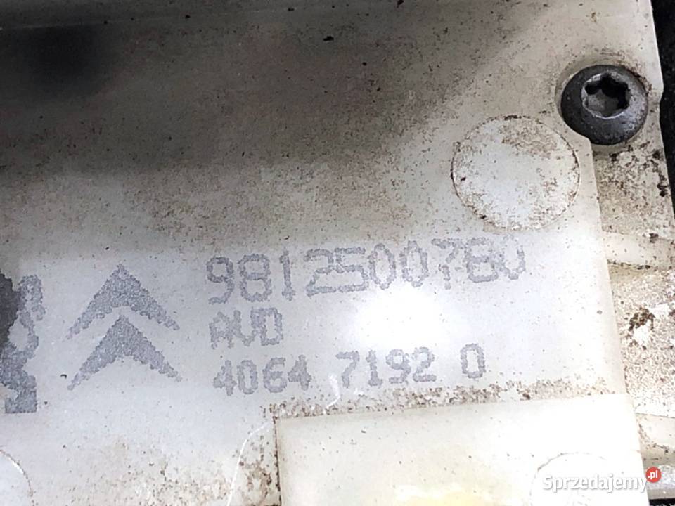 ZAMEK DRZWI PRAWY PRZÓD PEUGEOT 2008 I Hatchback