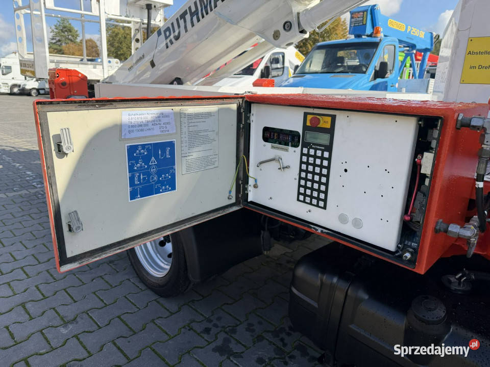 Nissan Cabstar Podnośnik Koszowy RUTHMANN TB 270 Widełki