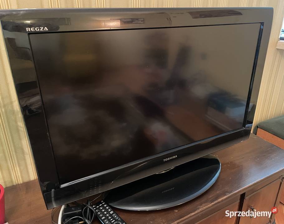 Telewizor Toshiba LCD 32 sprawny mało używany Telewizory