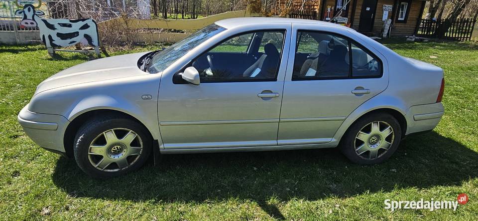 VW Bora 16 101 LPG 1998r Zdrowa blacha manualna lubelskie Majdan Ostrowski sprzedam