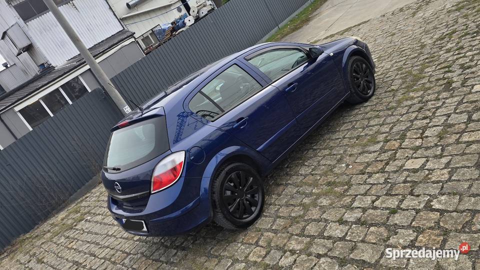 Opel Astra H 16 Benzyna Hatchback