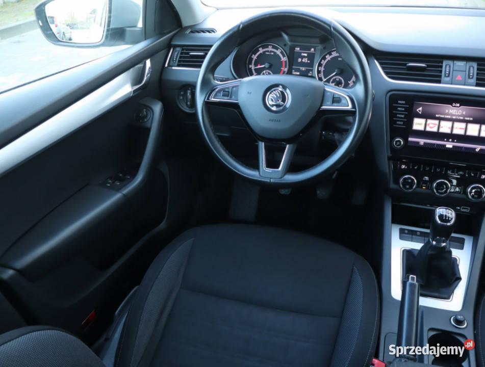 Skoda Octavia 15 TSI Octavia łódzkie