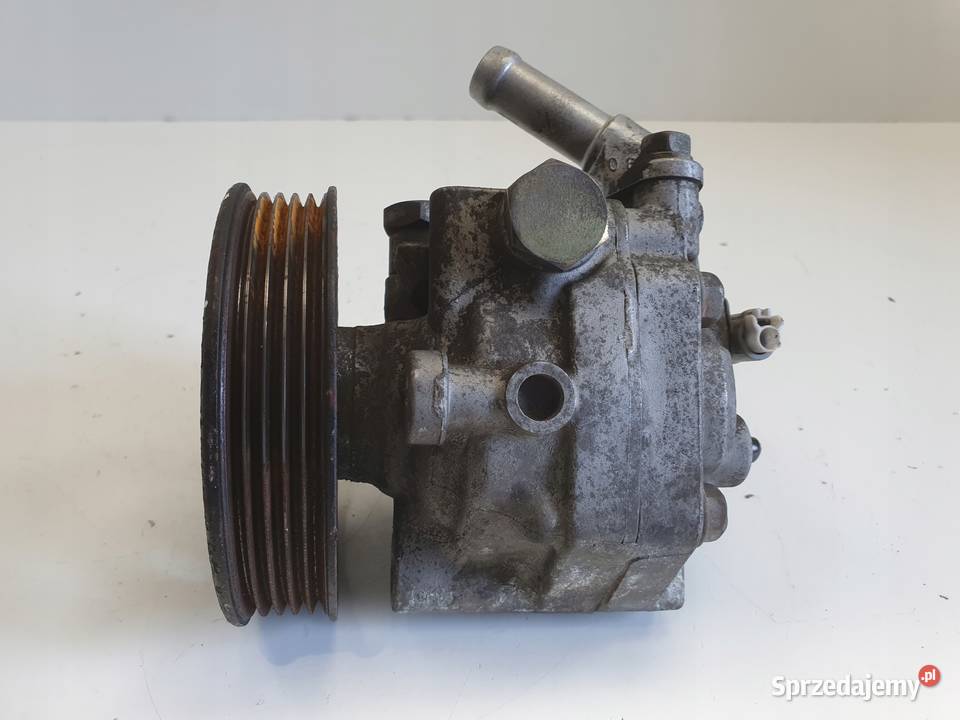 Subaru Forester I 20 16V POMPA WSPOMAGANIA Rudka