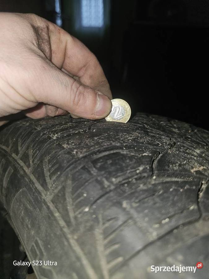 Cztery felgi z oponami zimowymi Olsztyn