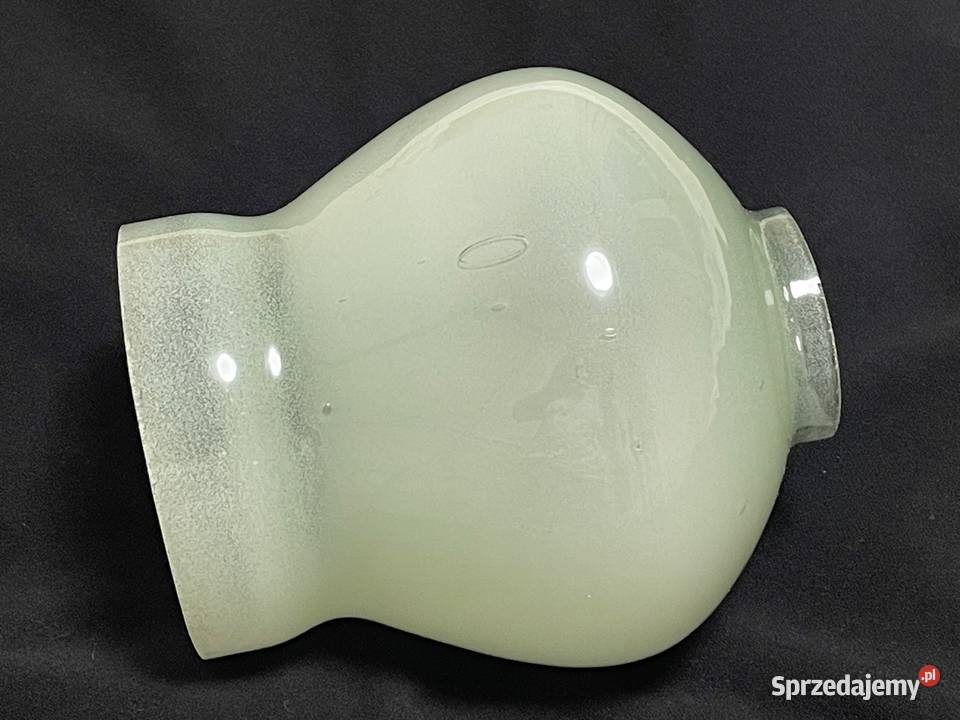 PRL klosz lampy szklany mały mleczny Lampy wiszące Kołobrzeg