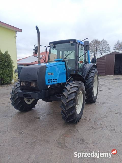 Ciągnik rolniczy Valtra 6300