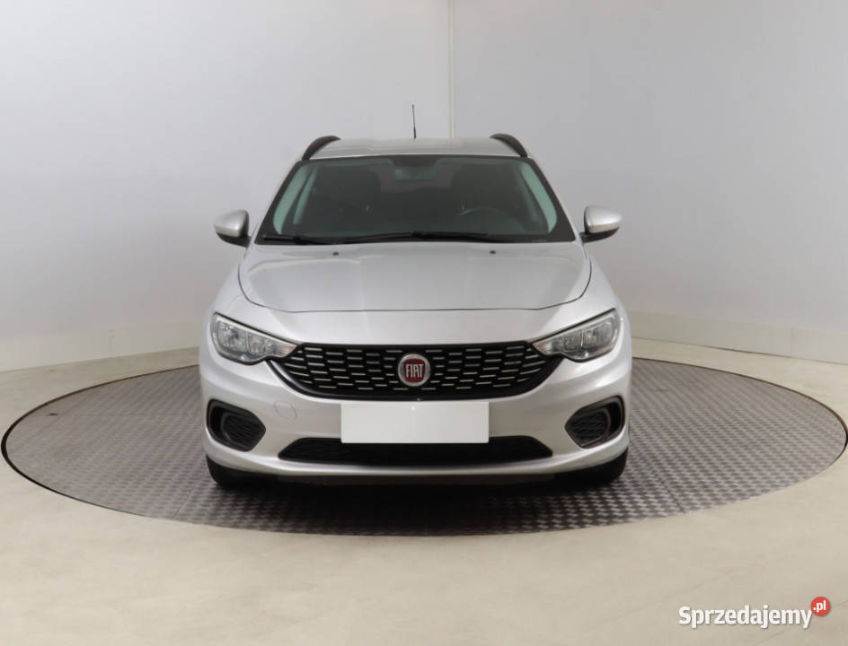 Fiat Tipo 14 TJet gniazdo USB Bielany Wrocławskie