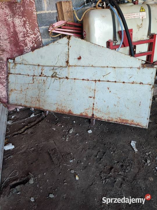 Burty do przyczepy d47