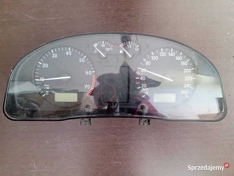 VW PASSAT B5 ZEGARY LICZNIK 09051949902