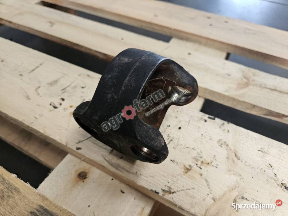 Łącznik półosi FWD Case Maxxum 115 Puma 130