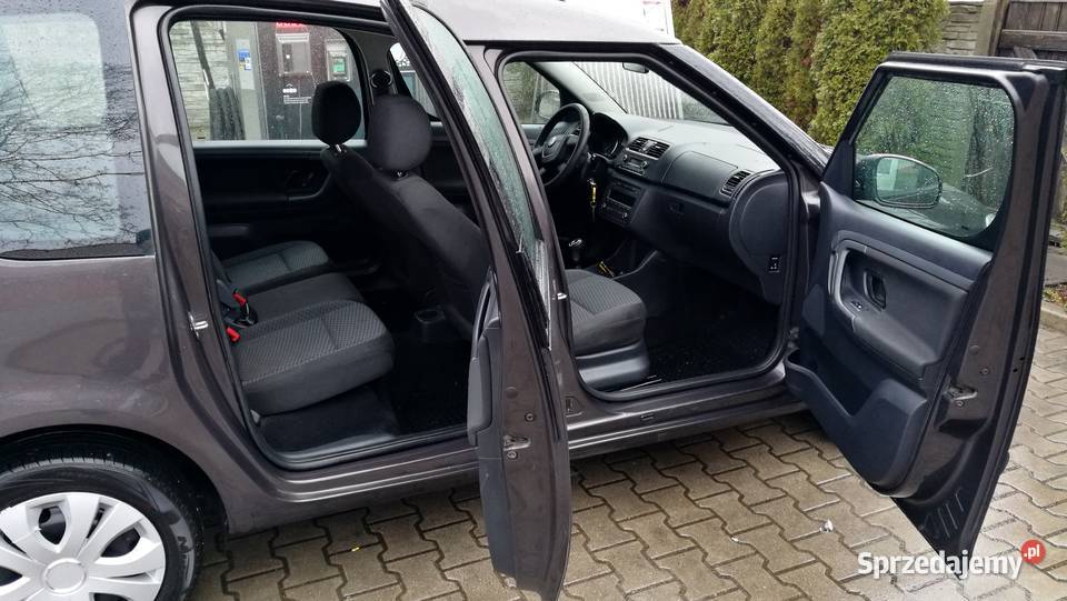 Skoda Roomster 16 HDI 2011r Ladny Stan 240