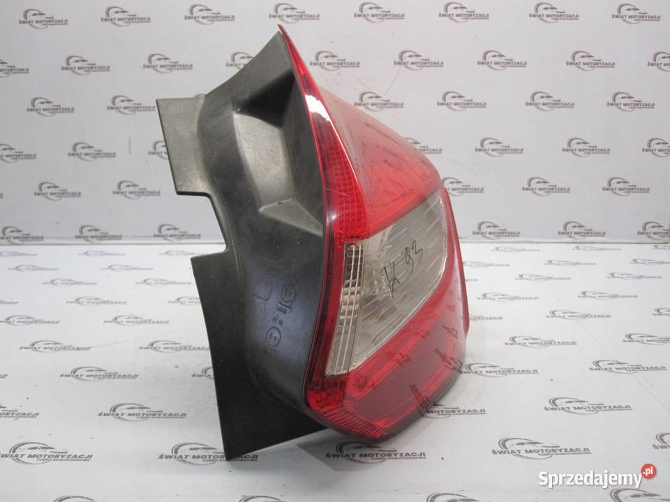 FORD FOCUS MK3 III 13r lampa prawa tył Lampy przednie