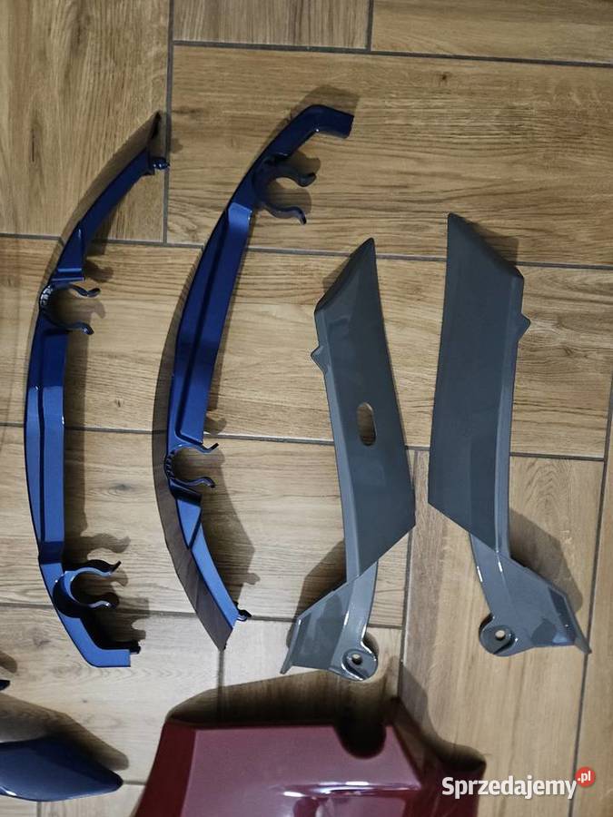 Indian górna prawa osłona pod siedzeniem