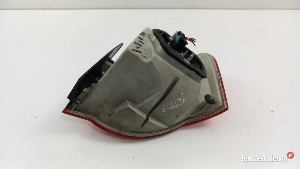 VW JETTA V LAMPA TYŁ LEWA LED Światła stop Zbierkowo sprzedam