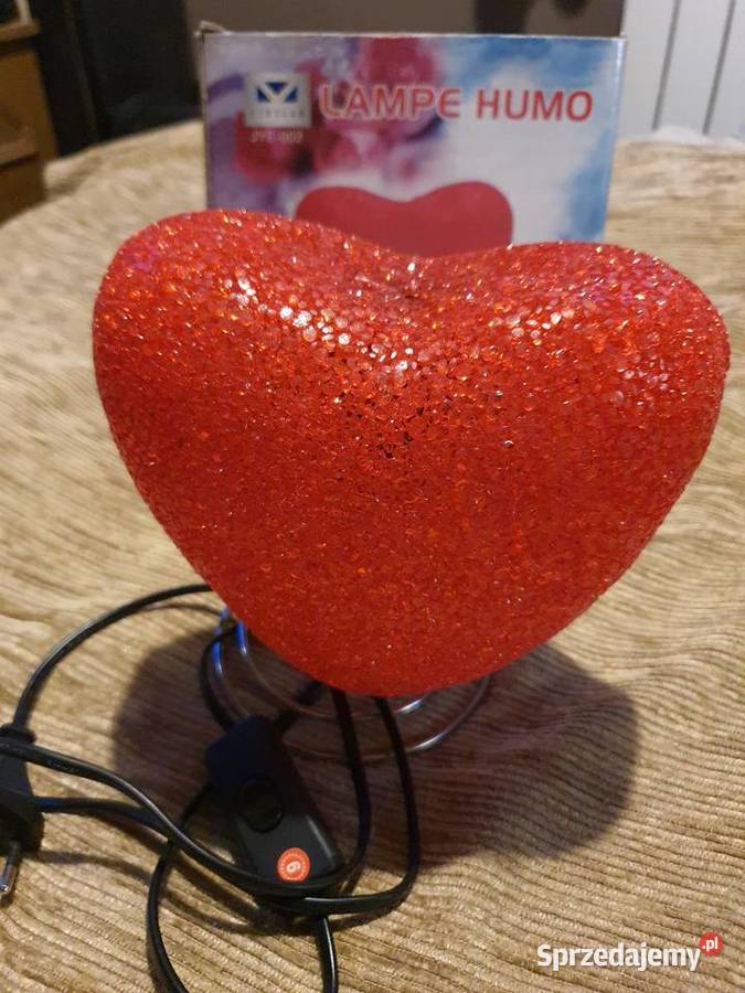 Lampka biurkowa w kształcie serca