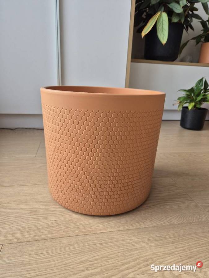 Duża doniczka ceramiczna plaster miodu posiadam