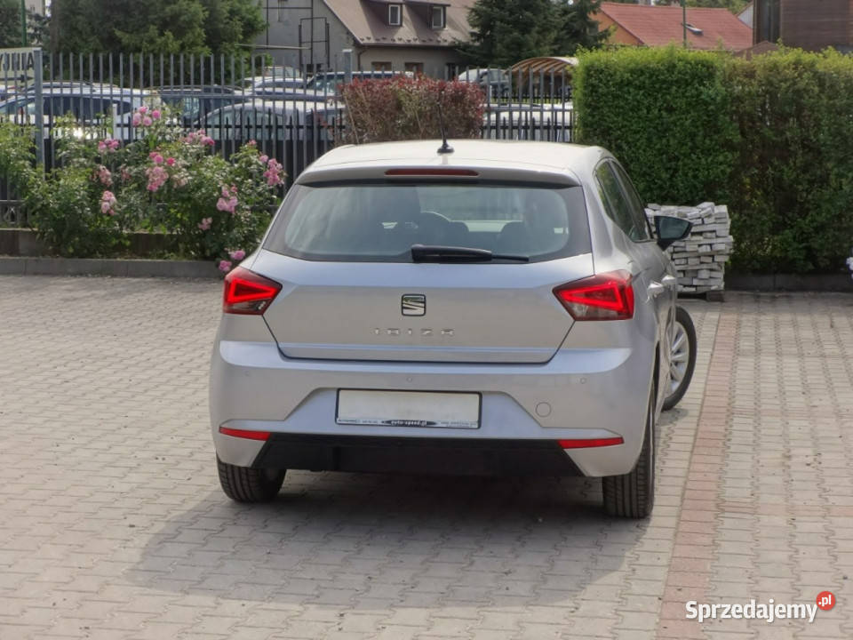 Seat Ibiza Navi Alu V 2017 srebrny sprzedam