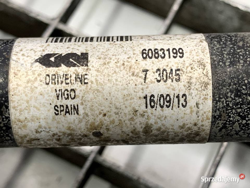 PÓŁOŚ LEWY PRZÓD OPEL CORSA E 14 90 PRZEGUB