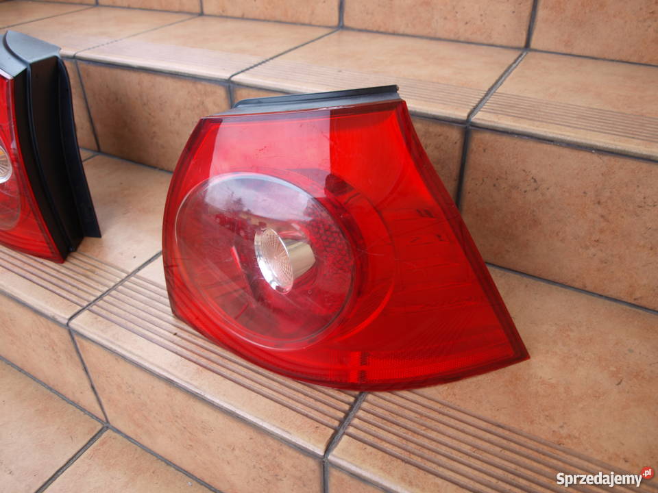 VW Golf 5 lampa tylna prawa 2003 2008r Kalisz