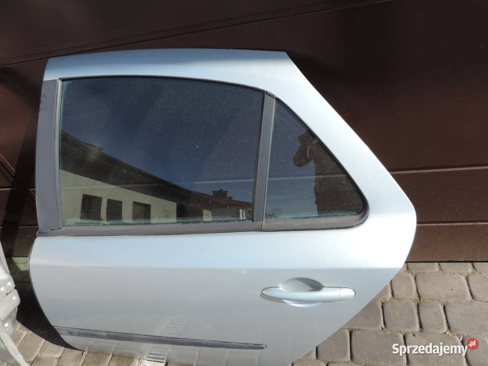 RENAULT LAGUNA 2 HB DRZWI LEWY TYŁ małopolskie Nowy Sącz