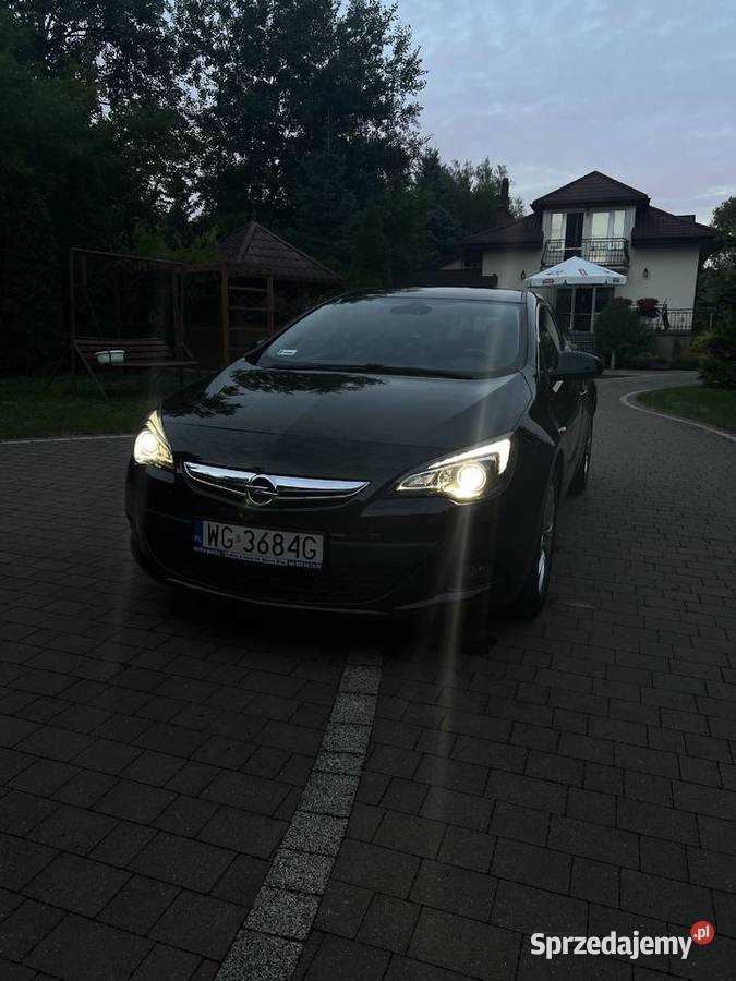 Opel Astra J GTC Sport 16 Turbo 180 BiXenon Astra Zygmunty