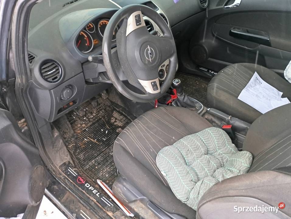 Sprzedam samochód osobowy Zarejestrowany w Polsce Sierakowice