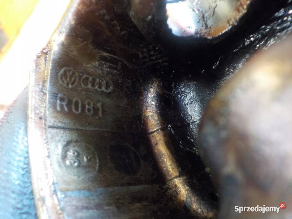 GOLF V A3 PASSAT 16 FSI 07r 115 BLF tlok 76L84