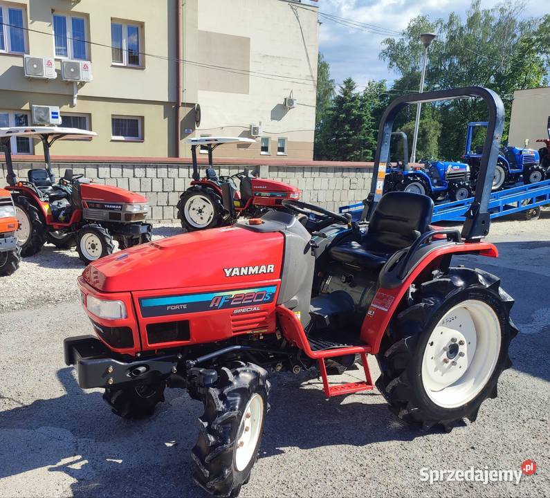 Traktorek Japoński YANMAR AF 220 o mocy 20 4X4 Brzozów