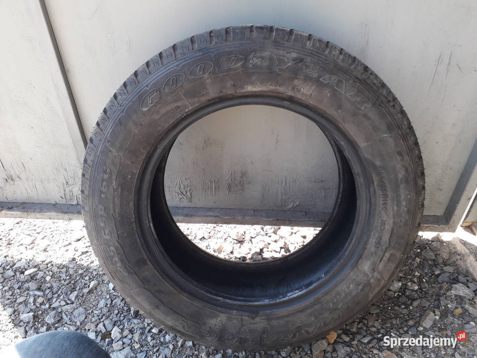 Opona letnia 1 2012r Goodyear z zapasu Markuszów