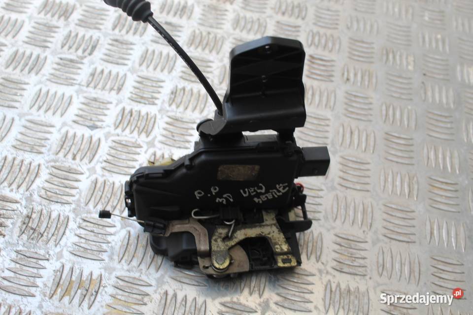 ZAMEK DRZWI PRAWY PRZÓD 8 PIN VW BEETLE Drzwi
