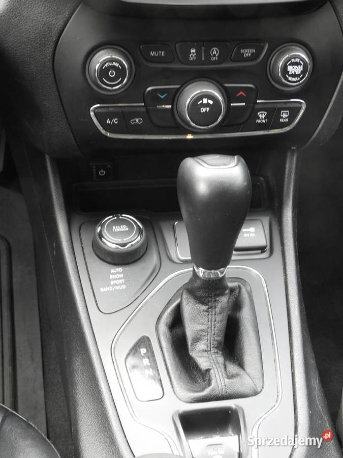 Sprzedam Jeep Cherokee 24 benzyna LPG podlaskie Białystok sprzedam