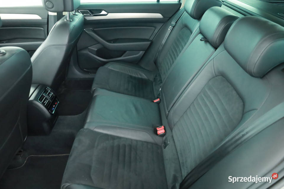 VW Passat 20 TDI światła LED Piaseczno