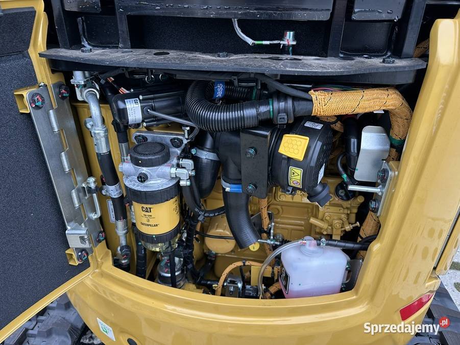 FABRYCZNIE NOWA MINIKOPARKA CATERPILLAR 302 CR nie Koparki Tuliszków