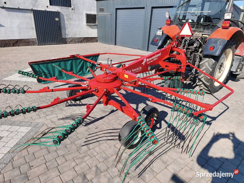 Zgrabiarka KVERNELAND taarup 9443 szerokość 4 Kverneland Rusko