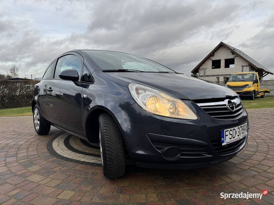 Opel Corsa D 2009 Benzyna 12 80 NISKI PRZEBIEG lubuskie Drezdenko