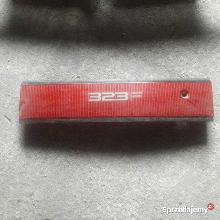 Blenda tylnej klapy Mazda 323F Wysyłka Tarnów sprzedam