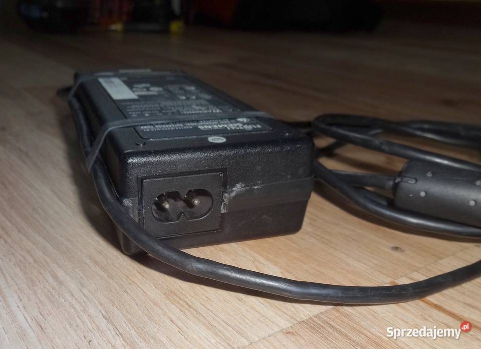 Zasilacz FujitsuSiemens 20v 45A 0713C2090 Szczecin