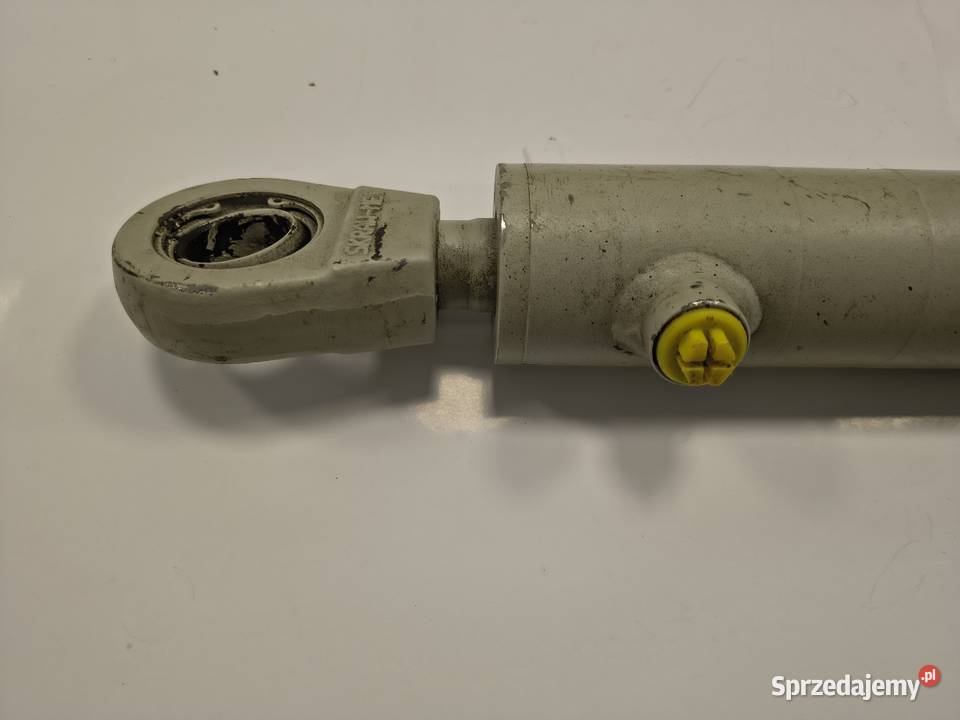 Cylinder Układu Kierowniczego Bizon 5058996100 Do kombajnów Szczecin