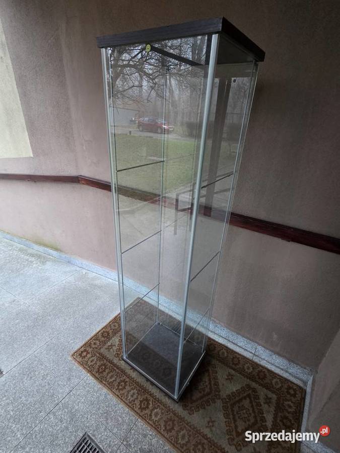 Gablotka szklana ikea